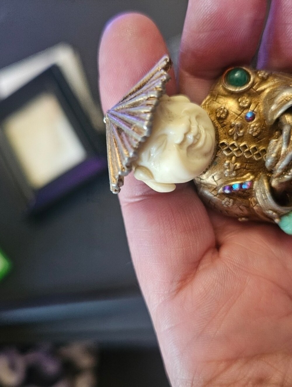 A HAR/Hargo Laughing BUDDA BROOCH. RARE PIECE IN EXCELLENT CONDITION. MAKE OFFER - Picture 15 of 16